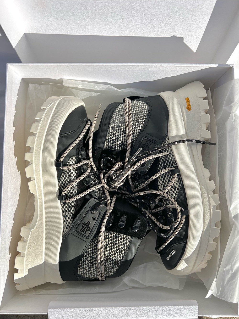 Moncler Glacier Boots Women’s Size 38 (US 7 - 7.5)